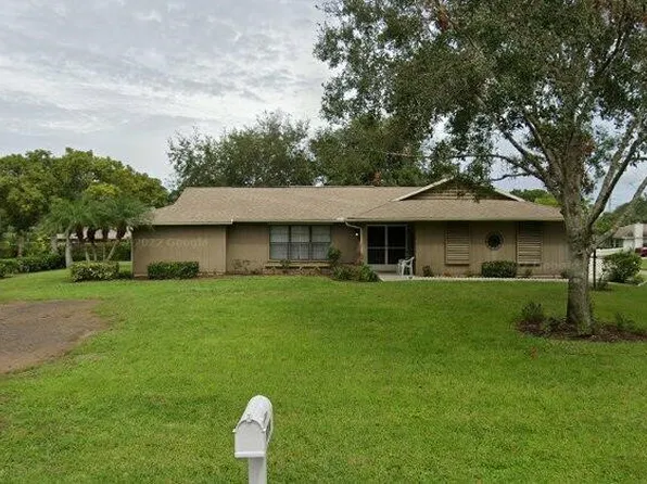 5740 36th Pl, Vero Beach, FL 32966