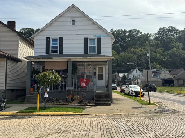 1100 6th Ave, Ford City, PA 16226