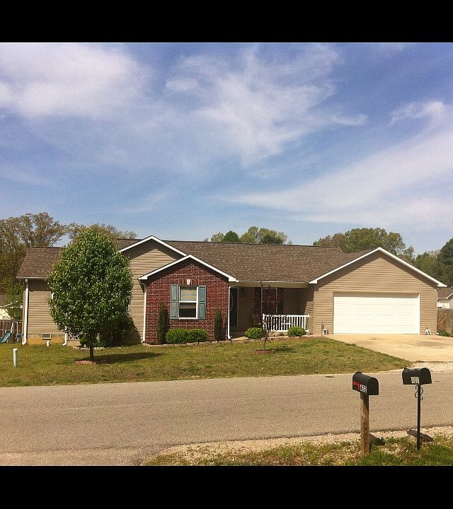1st image of 417 Sunny Valley Ln