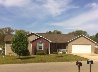 417 Sunny Valley Ln, Poplar Bluff, MO 63901