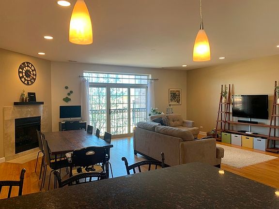 4th image of 4968 N Milwaukee Ave Unit 2N