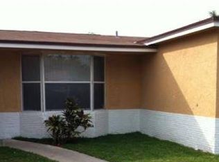 4051 NW 35th Ave, Lauderdale Lakes, FL 33309