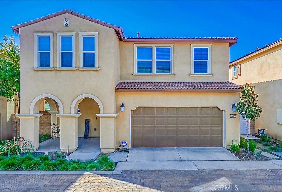1st image of 30422 Village Terrace Dr