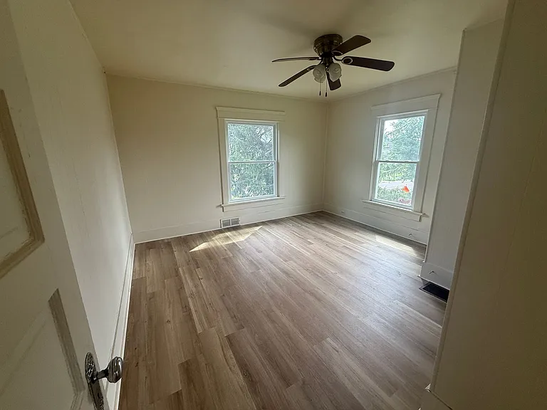 1249-1251 Fulton Rd NW — Photo 8