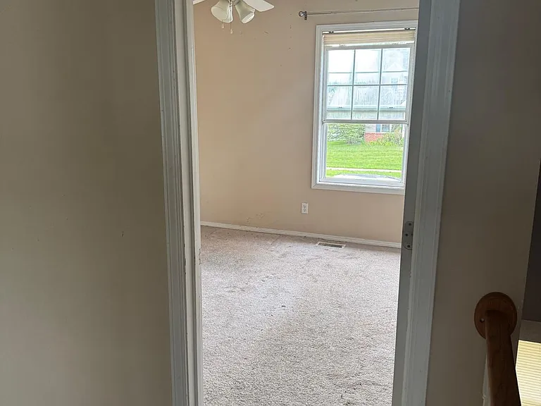 Entrance Bedroom #3