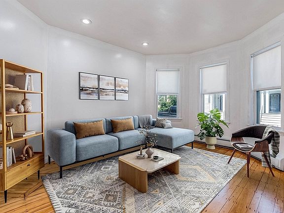 2nd image of 32 Hawthorne St #1