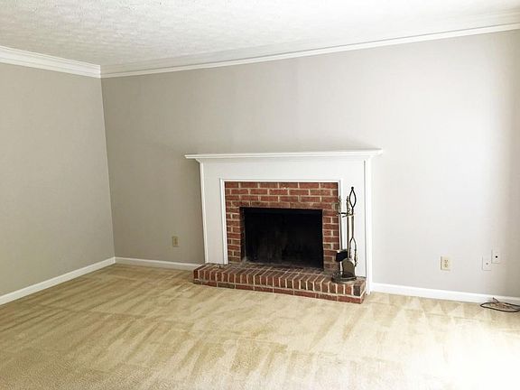 4th image of 2939 Lexington Trace Dr SE #2939