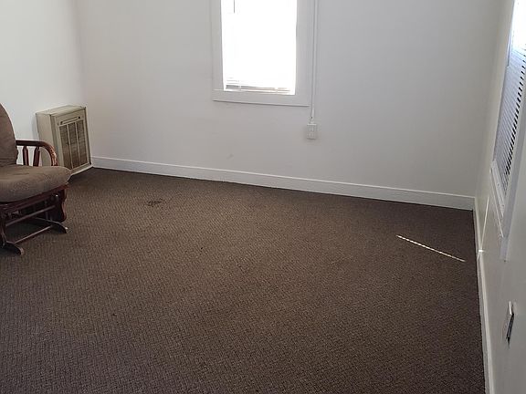 5th image of 393 S Eastern Ave APT 8