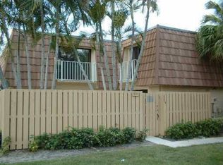 834 Blue Ridge Cir, West Palm Beach, FL 33409