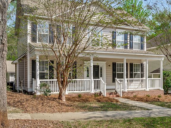 3rd image of 201 Woodleigh Park Dr