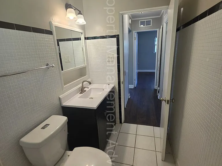 22041 Jerome St — Photo 12