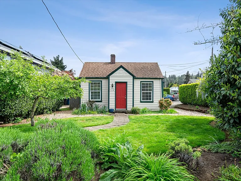 119 Wesley St — Photo 3