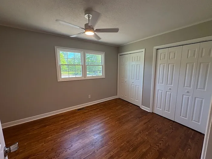 28 Hop Scotch Dr — Photo 8