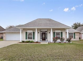 105 Magnolia Ct, Luling, LA 70070