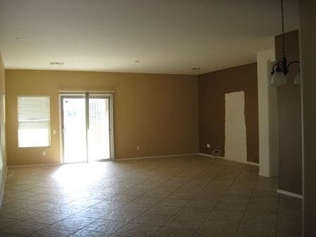 5th image of 7119 S 53rd Ln