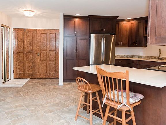 3rd image of 1400 Poly Dr APT 3A