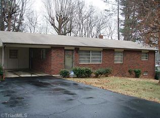 1312 Meadowbrook Rd, Asheboro, NC 27203