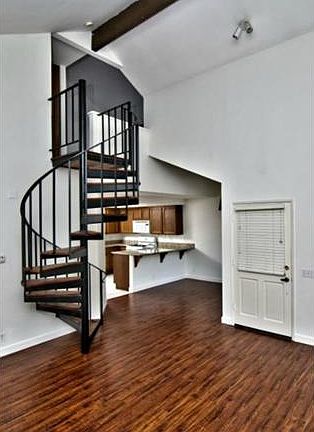 3rd image of 11 Abbey Ln #348