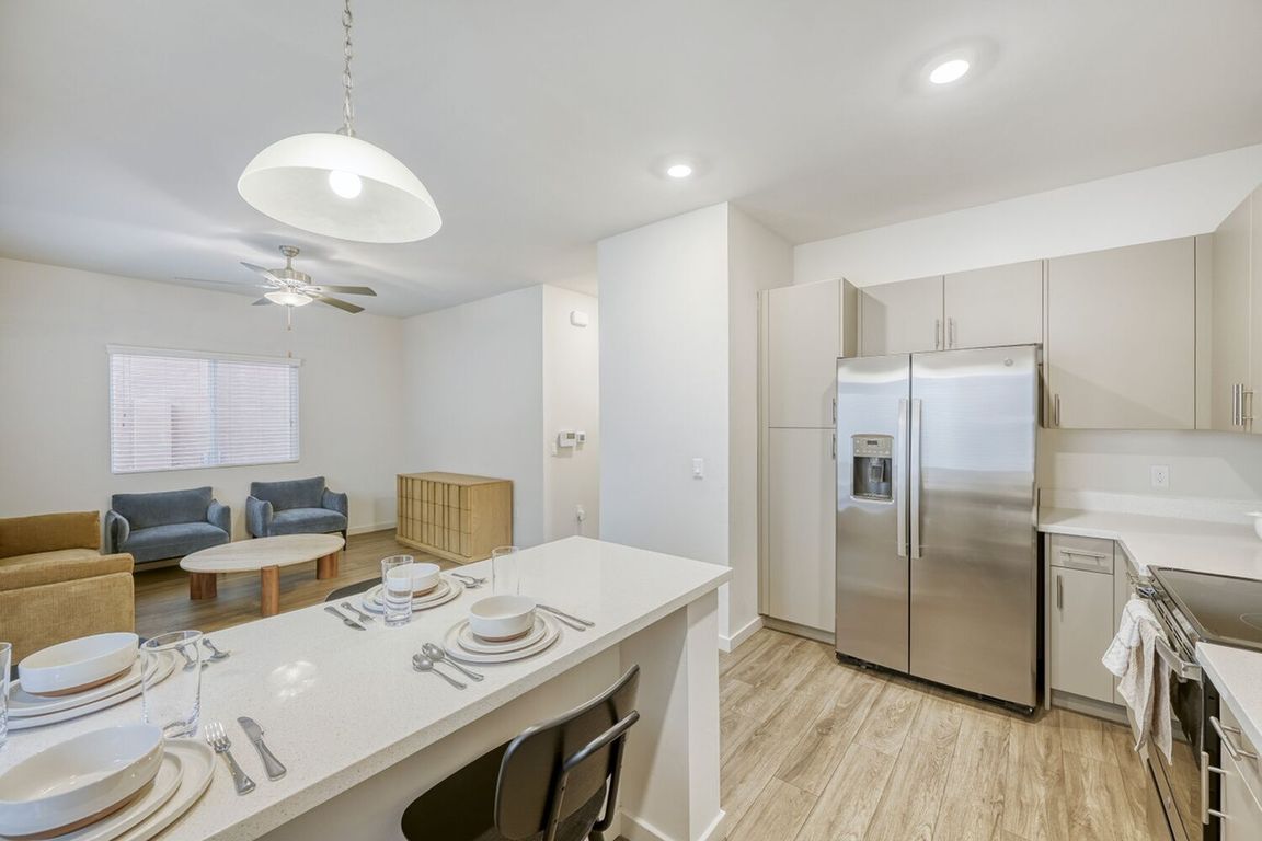 Brioso Furnished Kitchen/Living