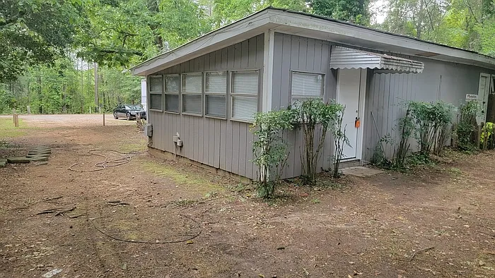 2826 Friendly Ln #8 — Photo 2