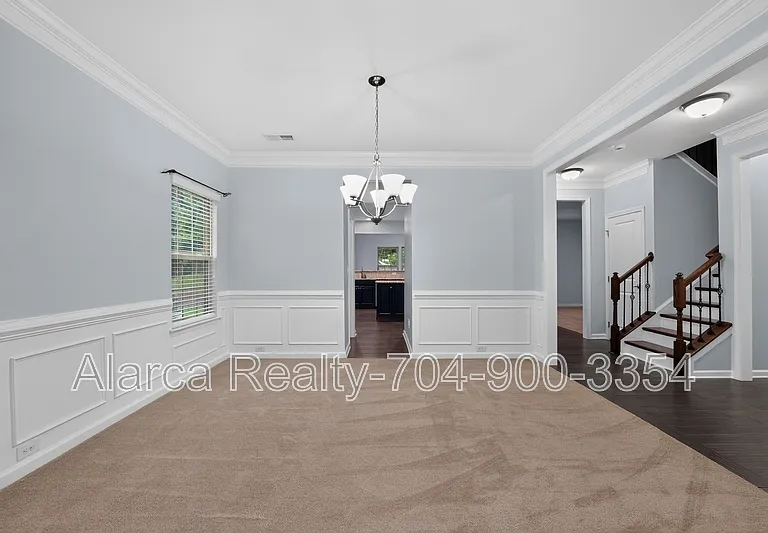 5804 Selkirkshire Rd — Photo 7