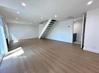 4727 Kester Ave #104, Sherman Oaks, CA 91403