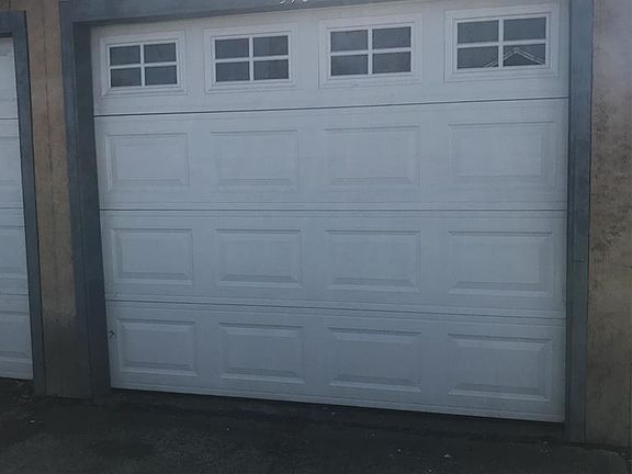 5th image of 356 E Center St