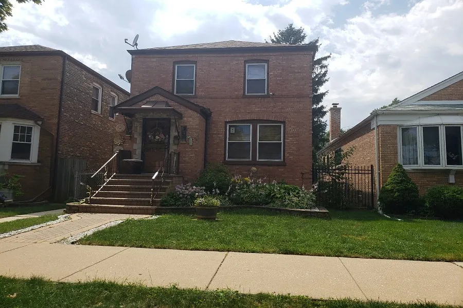 5706 S Keeler Ave photo 1