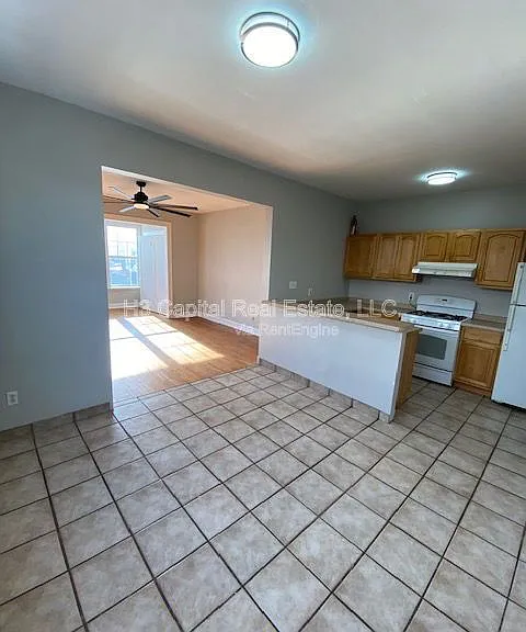 2449 Cleveland Blvd #D — Photo 5