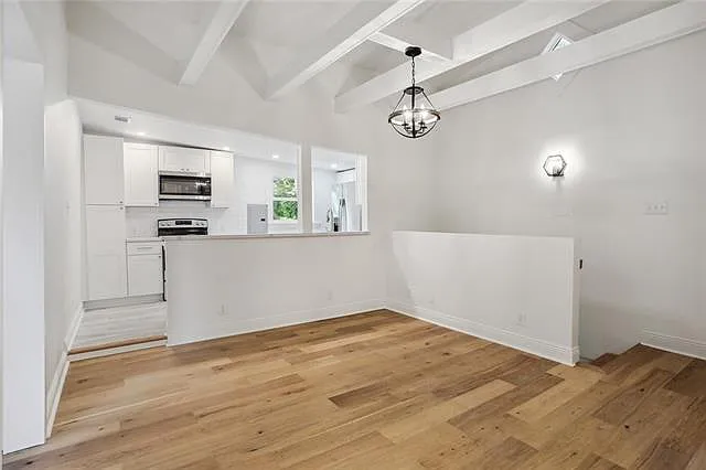 734 Alvar St — Photo 4