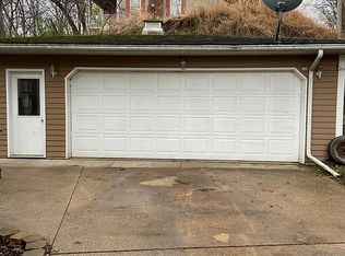 3 Gear St, Galena, IL 61036