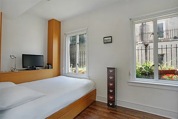 Sold by Corcoran | media 13