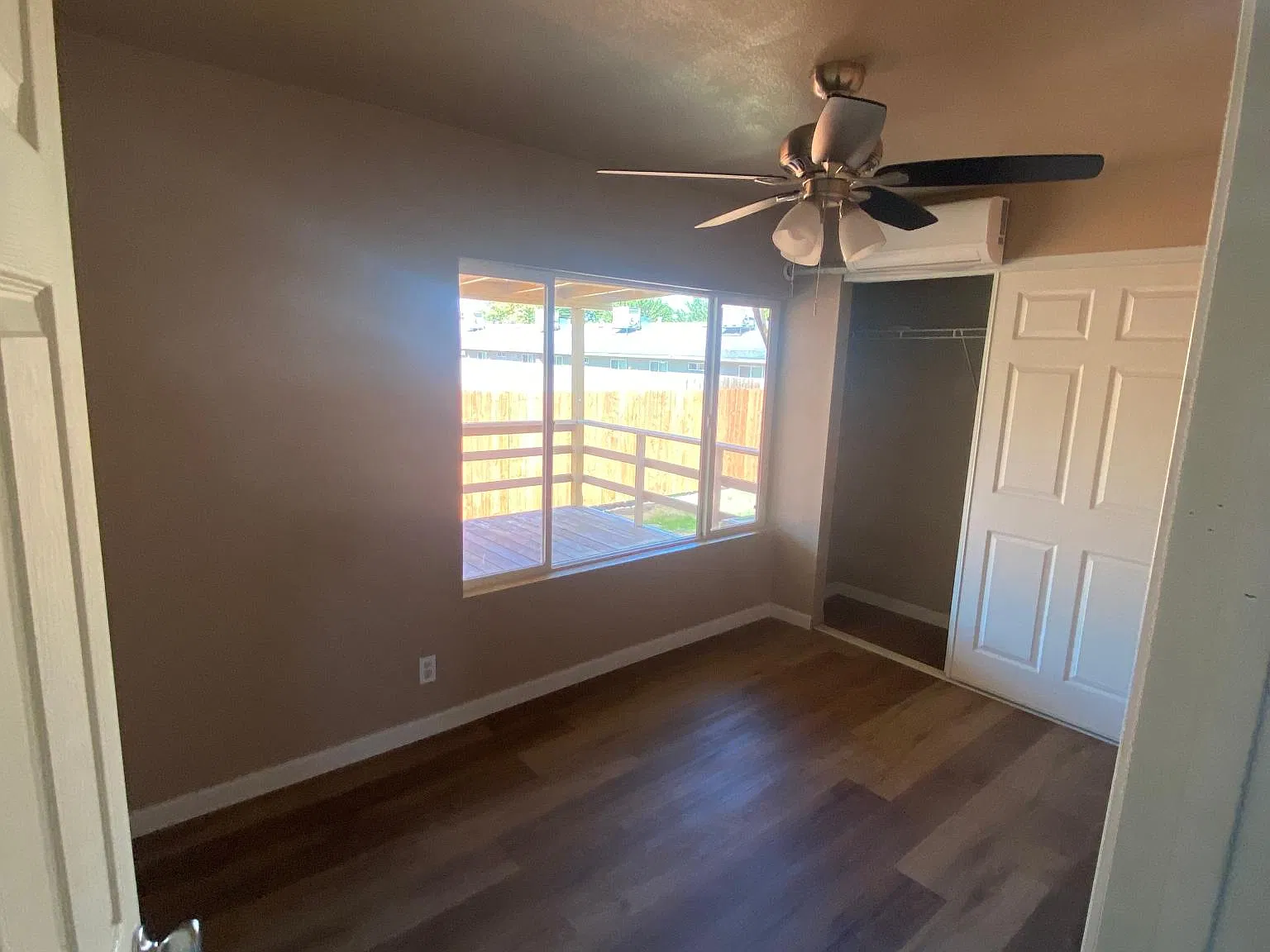 204 W Lassen Ave — Photo 4