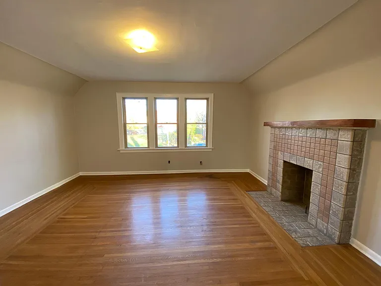 3503 Saint Martins Pl #2 — Photo 4