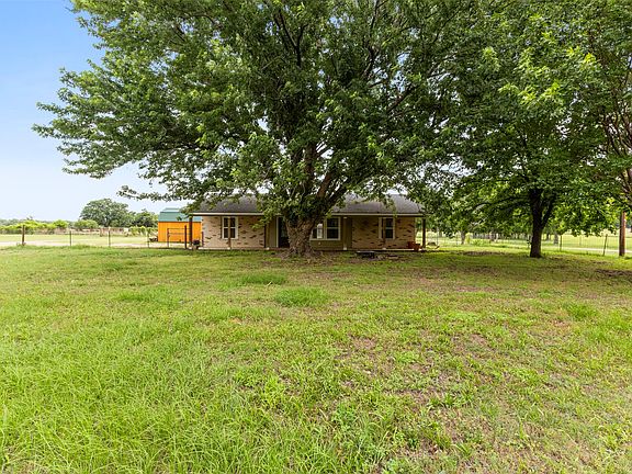 4th image of 5729 County Road 402