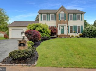 40 Heather Dr, Stewartstown, PA 17363