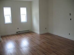 7 Summer St #B, Easthampton, MA 01027