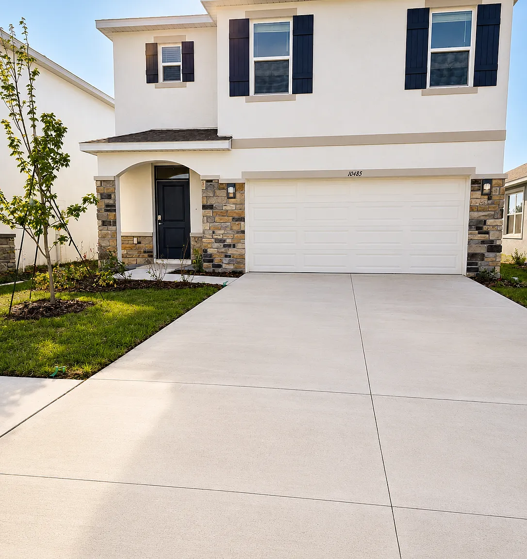 5 bed, 2447 sqft, $750 — Photo 2
