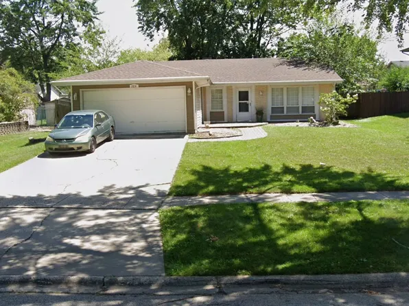 7831 W Laurel Dr, Frankfort, IL 60423