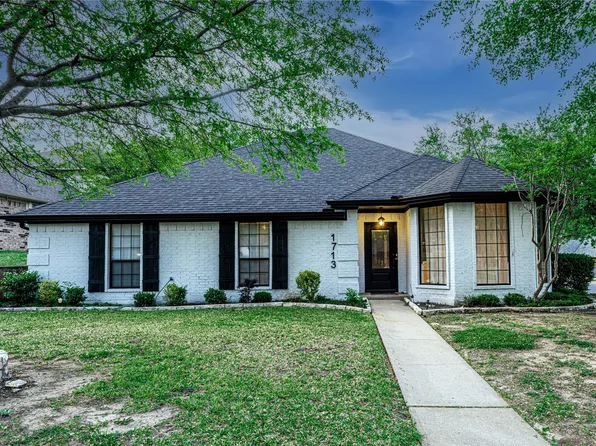 1713 Oak Creek Dr, Sherman, TX 75092