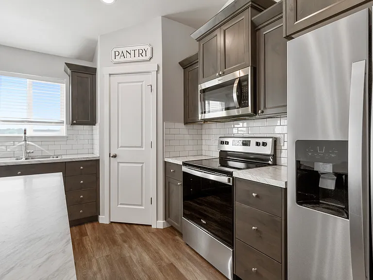1876 Gage Ave — Photo 13