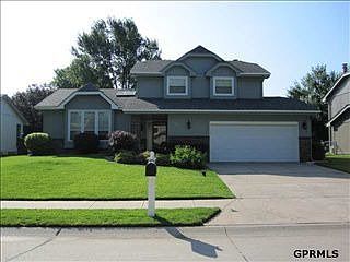 1st image of 623 N 152nd Cir