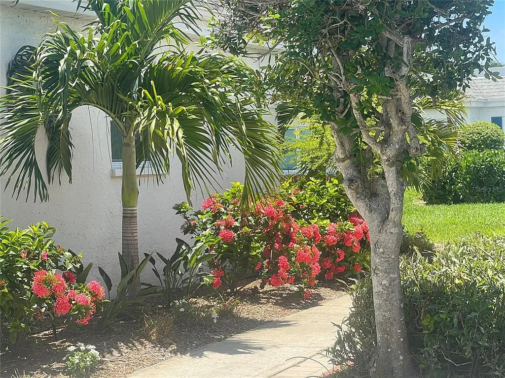 2 bed, 2.0 bath, 1078 sqft, $2,500 — Photo 4
