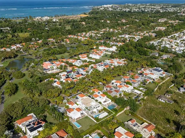 273 Dorado Bch, Dorado, PR 00646