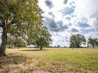 10 Harge Rd, Burton, TX 77835