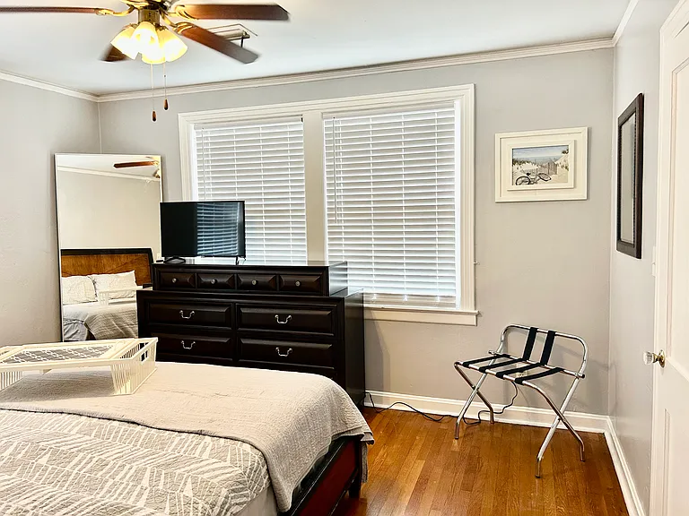 5057 Blackburn St — Photo 48