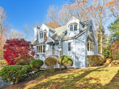 61 Tomahawk Trl, Sandy Hook, CT, 06482