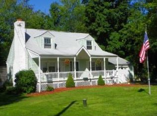 16 Middleton Dr, New Fairfield, CT 06812