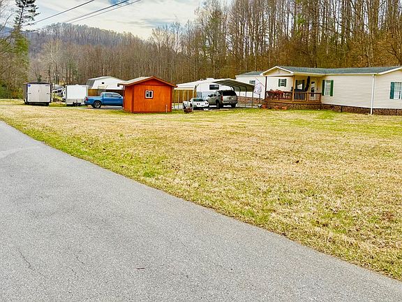 2nd image of 133 Mill Creek Rd