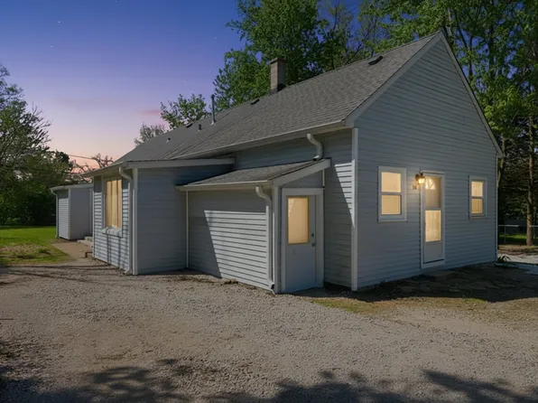 218 Hughes Ave, Lockport, IL 60441